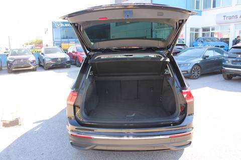 2023 Volkswagen Tiguan — sličica 10