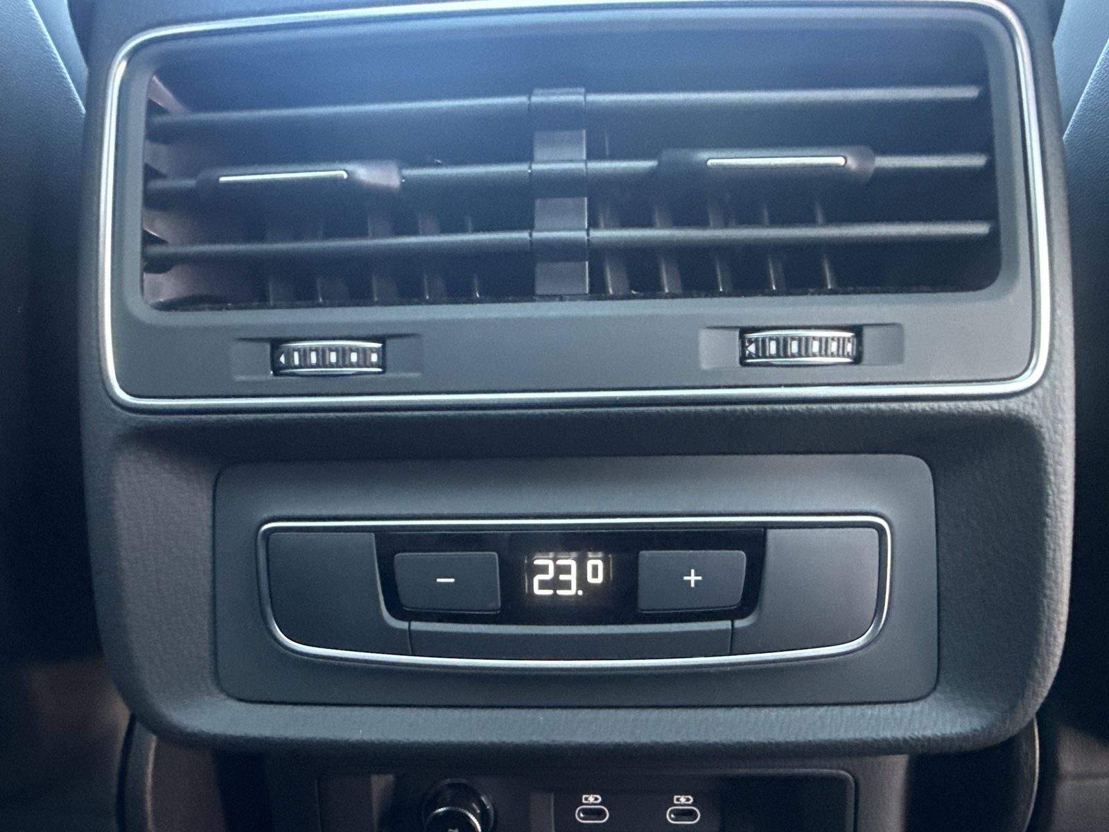 2024 Audi Q7 — fotografija 27