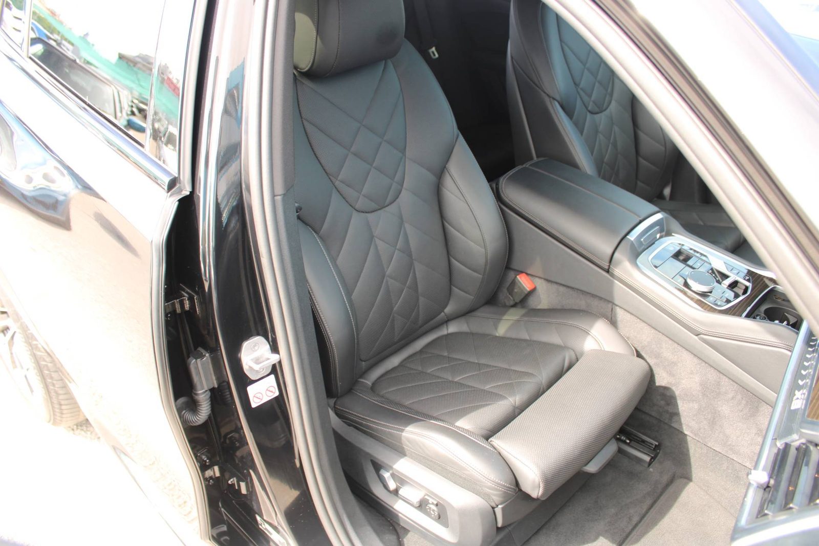 2024 BMW X6 — fotografija 13
