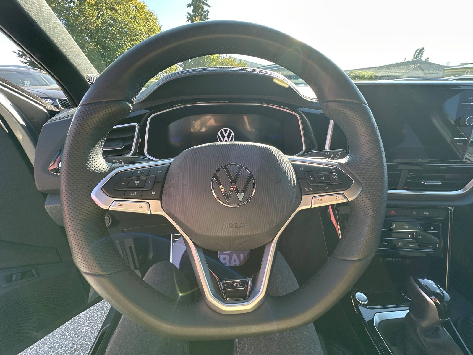 2025 Volkswagen T-Roc — fotografija 29