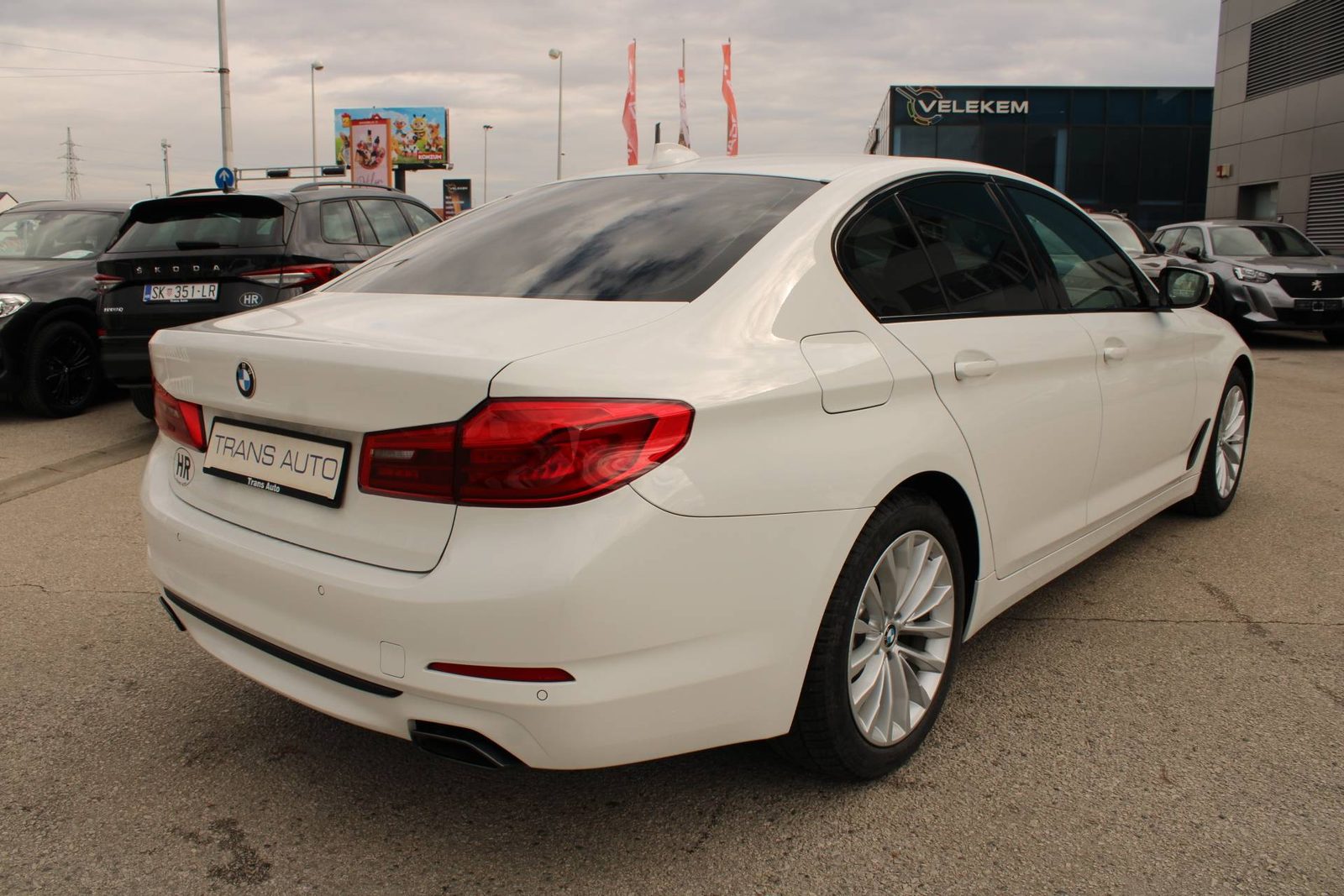 2020 BMW Serija 5 — fotografija 5