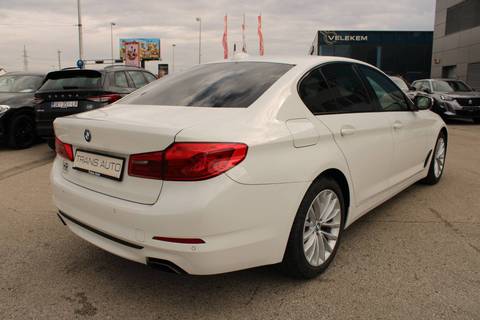 2020 BMW Serija 5 — sličica 5