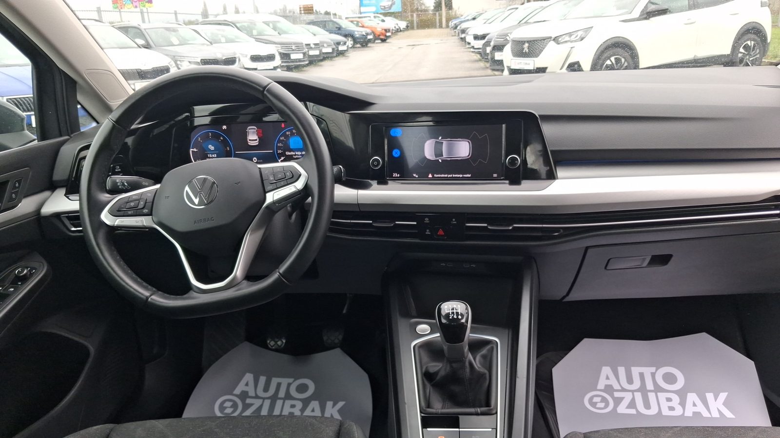 2024 Volkswagen Golf — fotografija 11