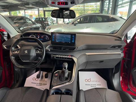 2021 Peugeot 3008 — sličica 16