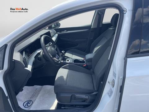 2025 Volkswagen Golf — sličica 6