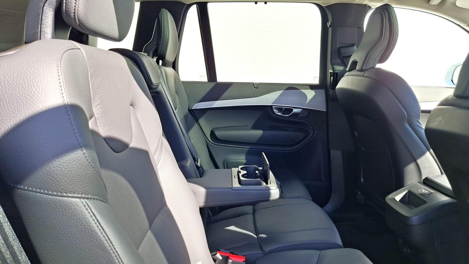 2023 Volvo XC90 — fotografija 7