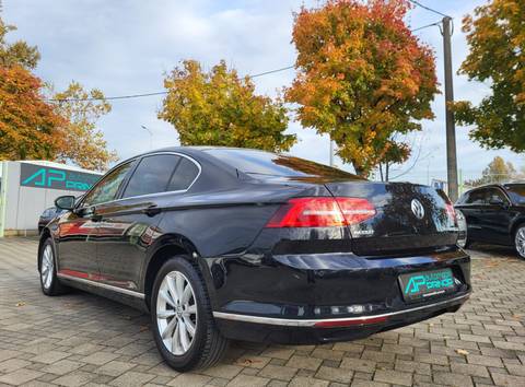 2016 Volkswagen Passat — sličica 4