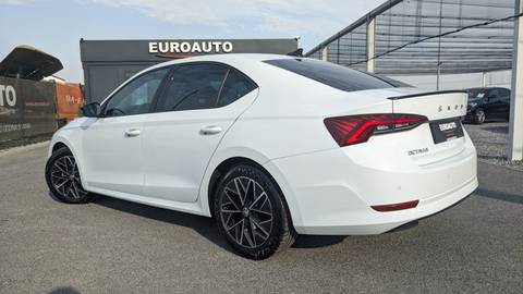 2021 Škoda Octavia — sličica 5