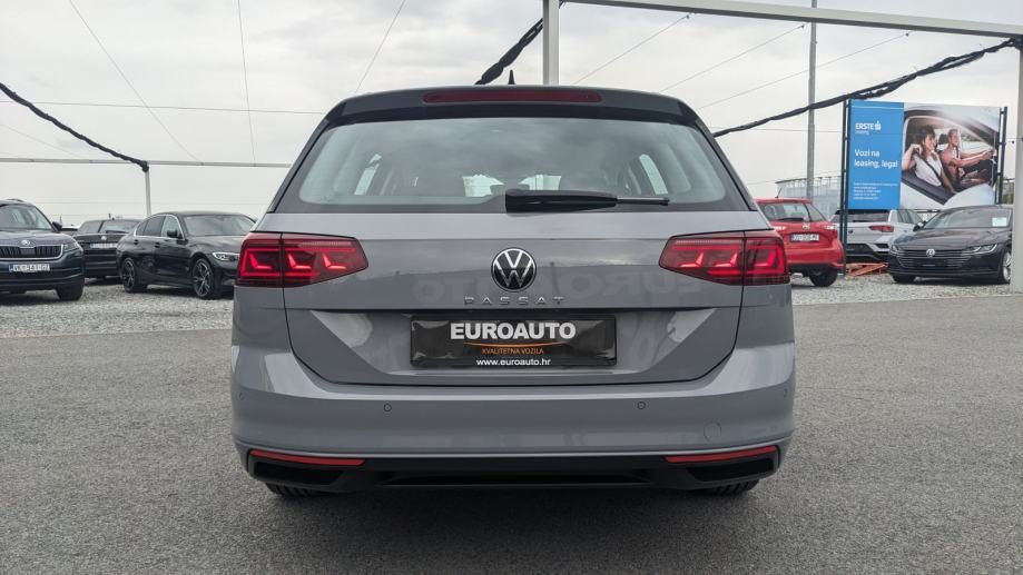 2022 Volkswagen Passat — fotografija 6