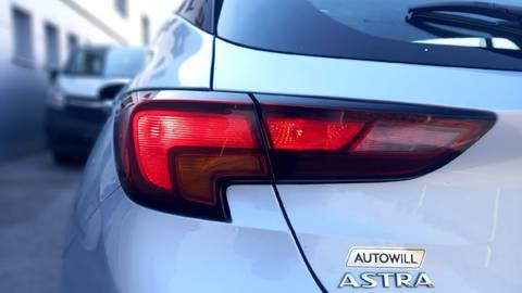 2020 Opel Astra — sličica 10
