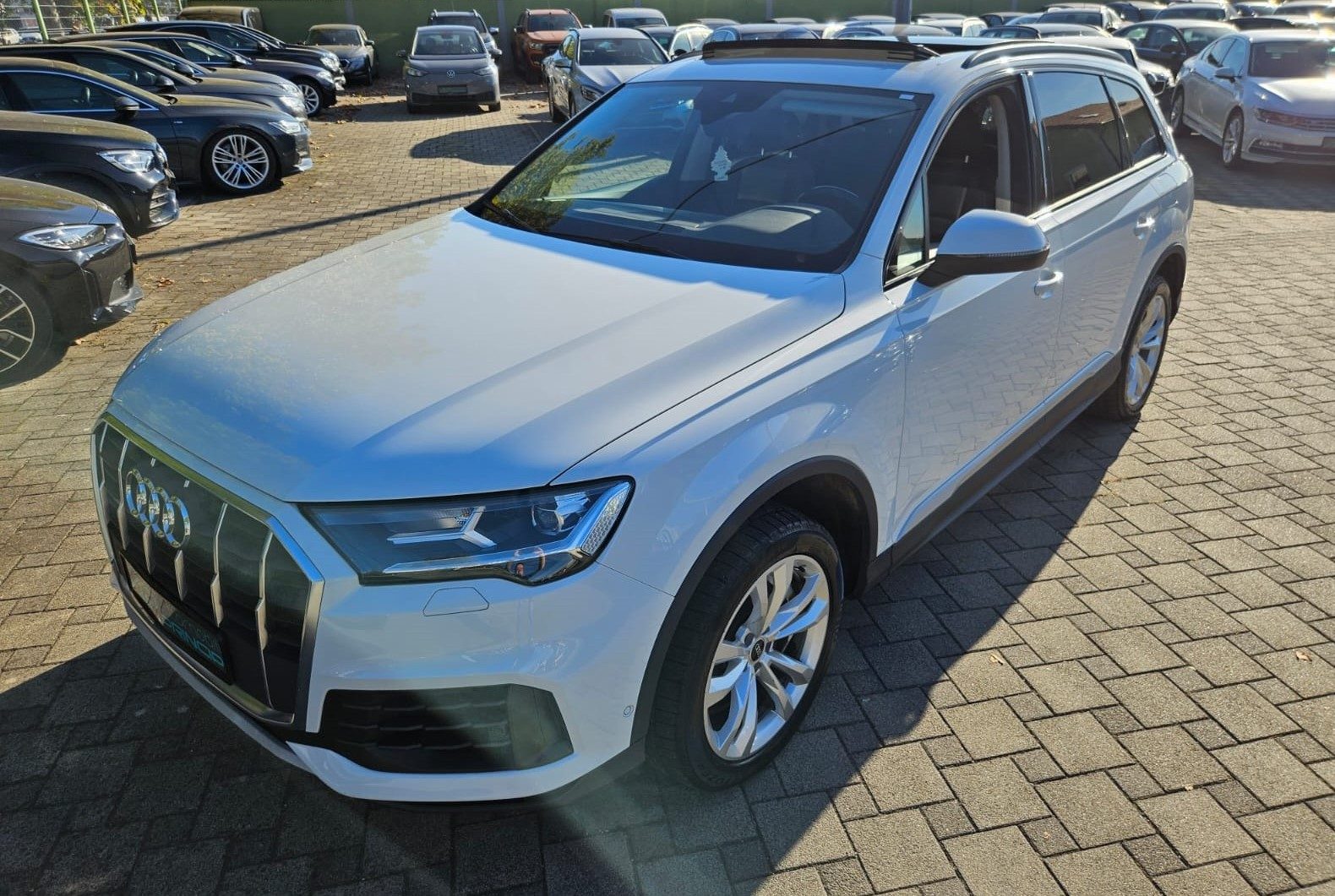 2021 Audi Q7 — fotografija 29