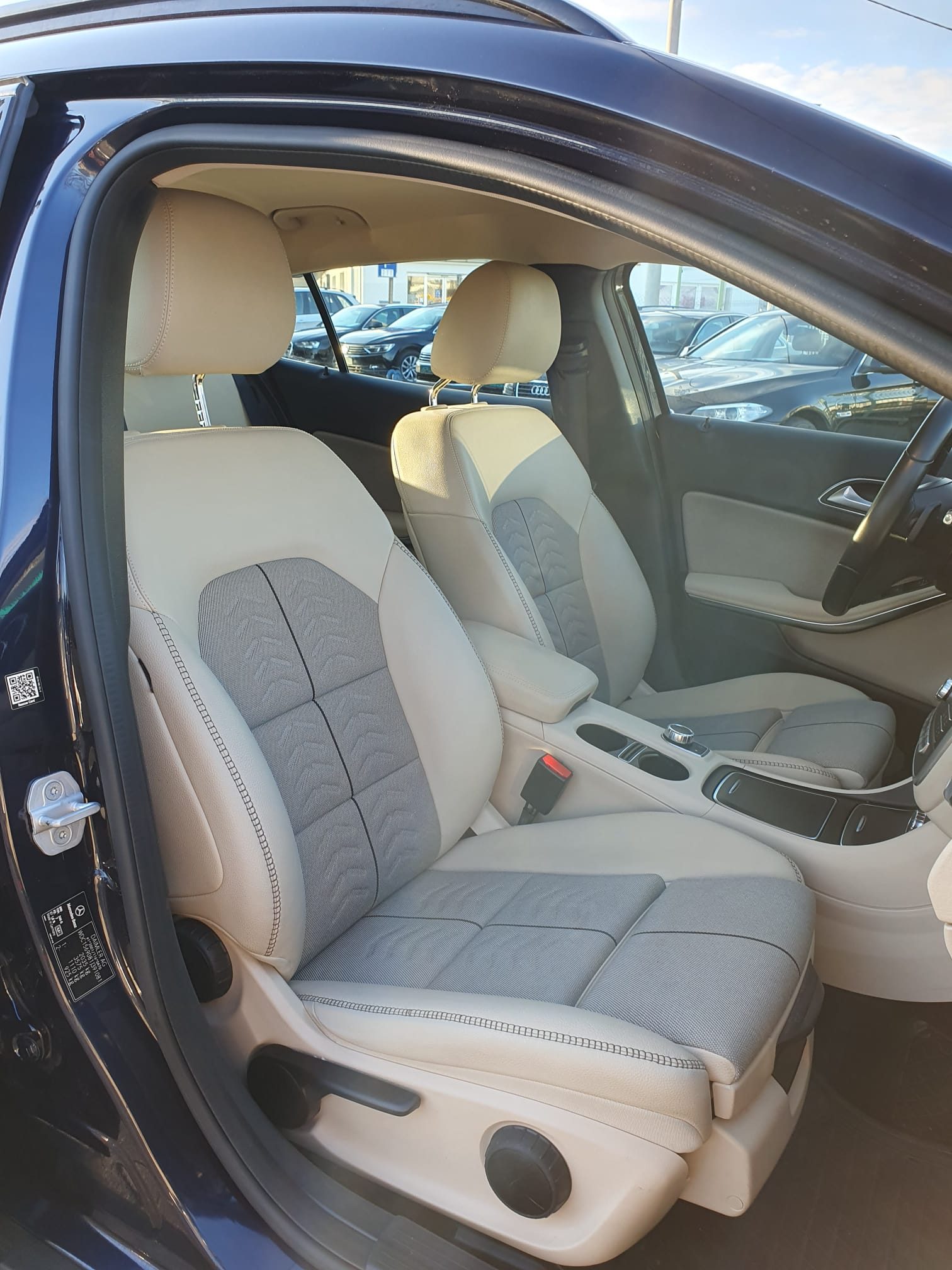2017 Mercedes-Benz GLA — fotografija 20