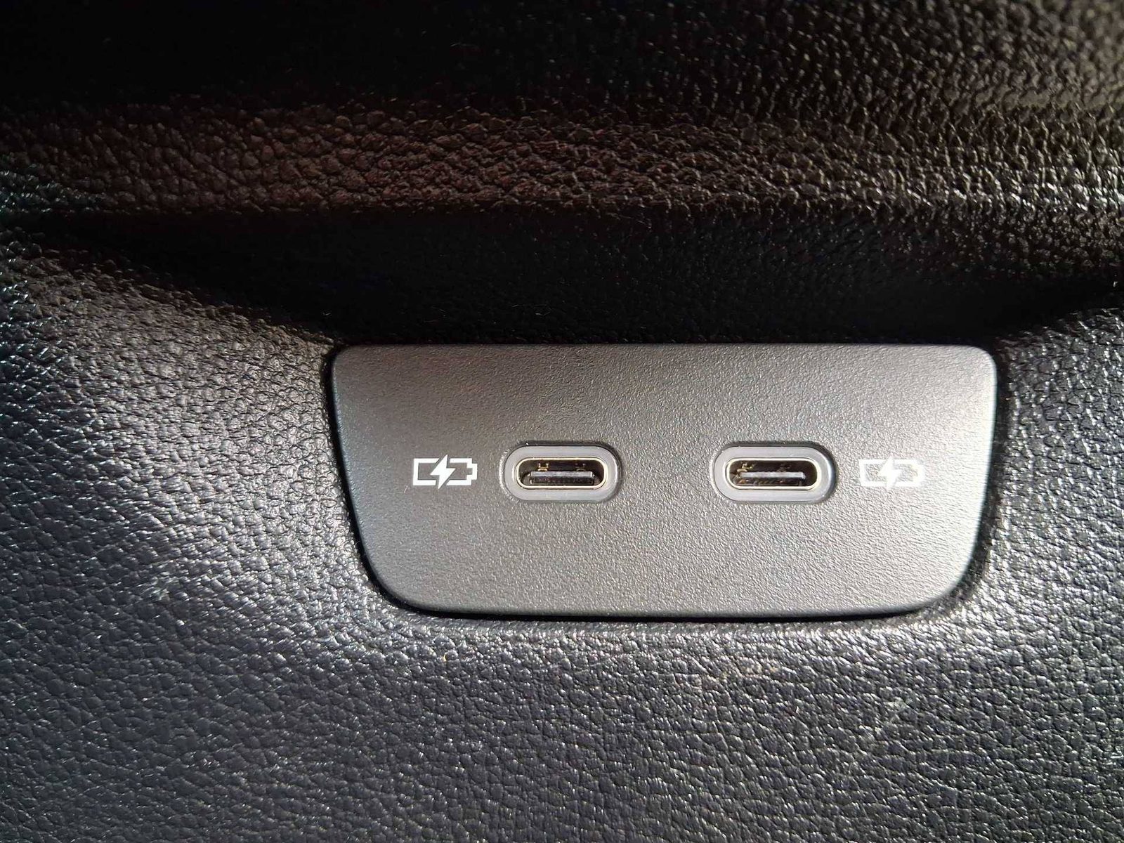 2024 Volkswagen Golf — fotografija 20