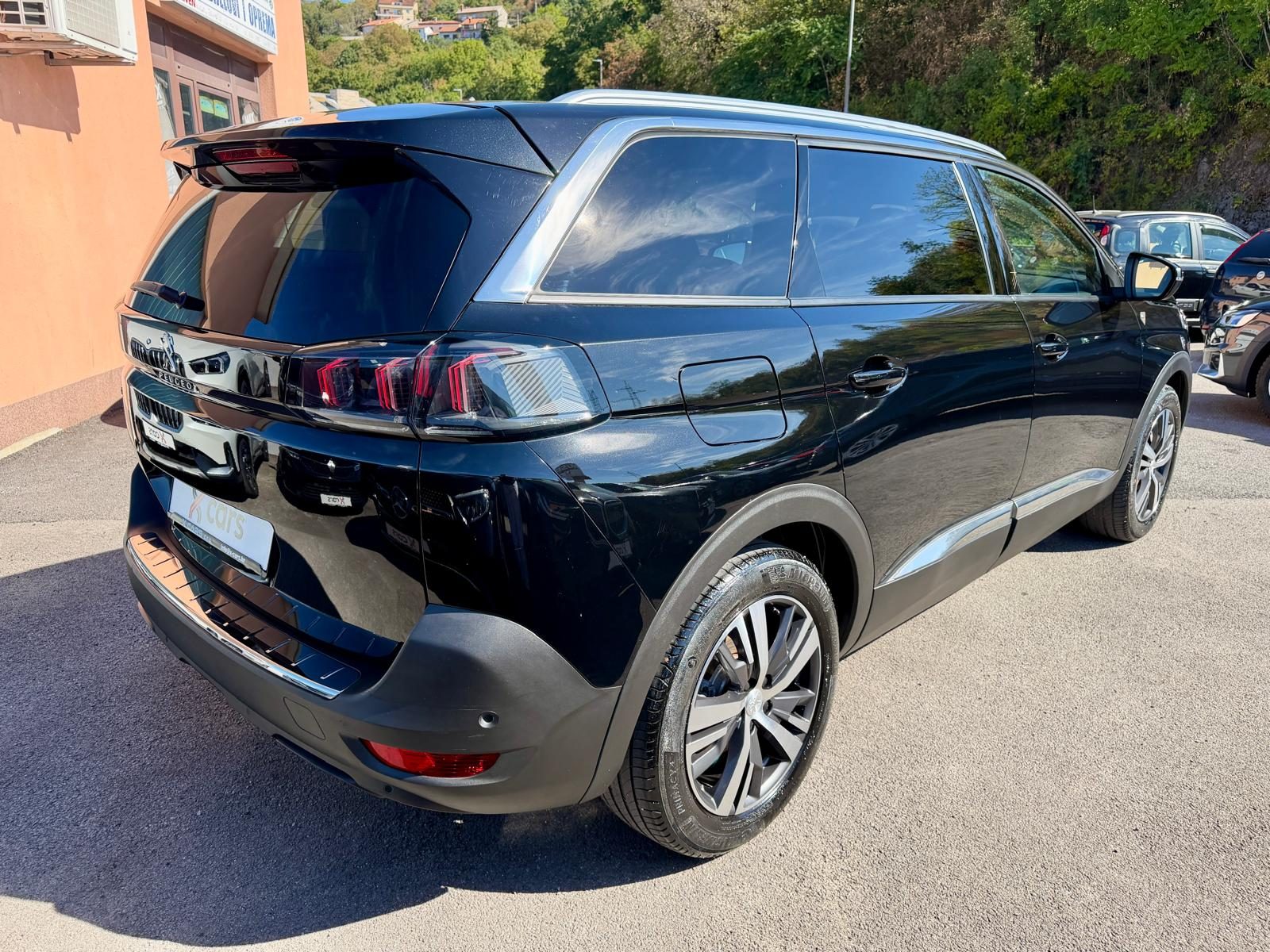 2022 Peugeot 5008 — fotografija 4