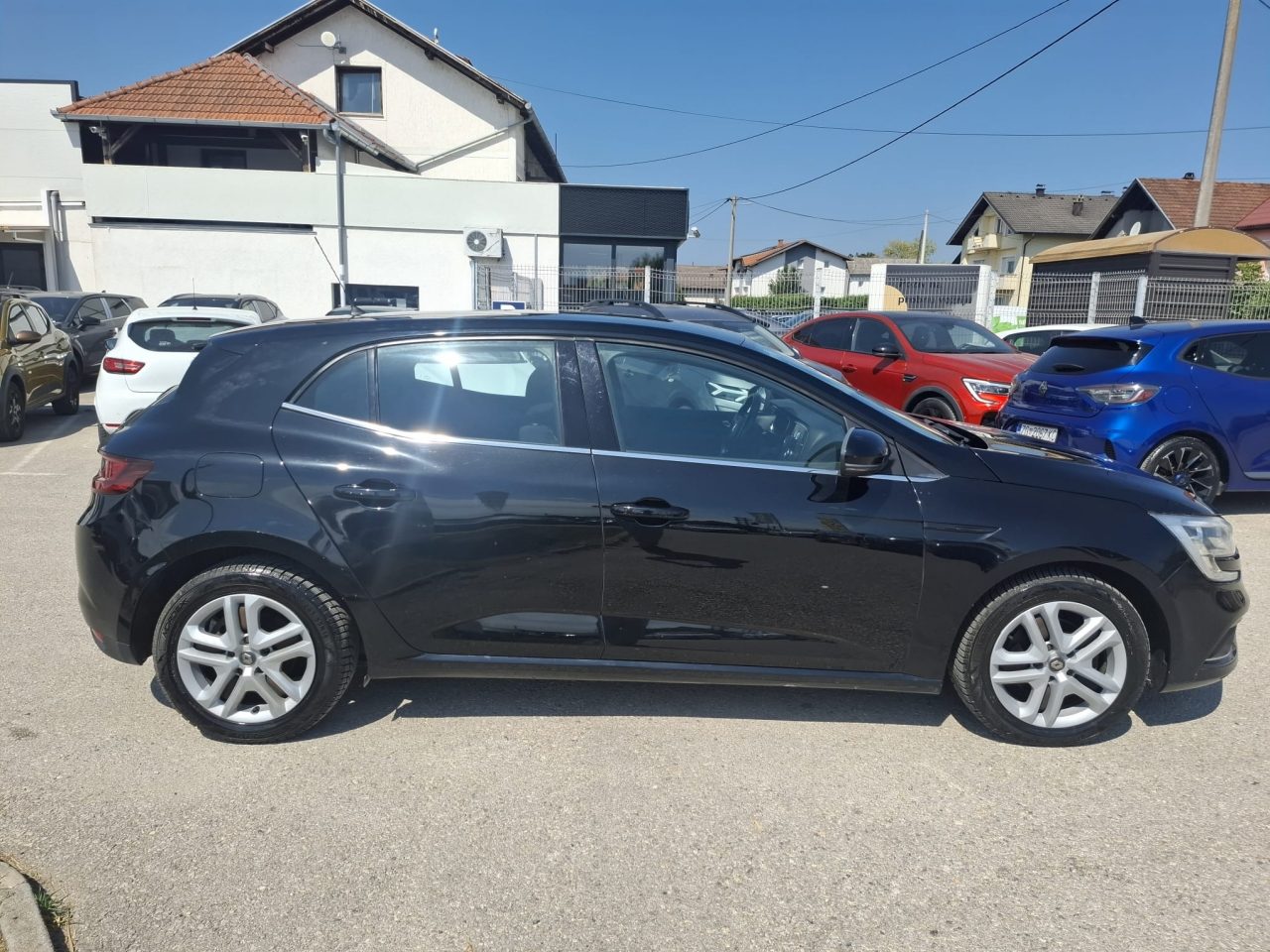 2018 Renault Megane — fotografija 5