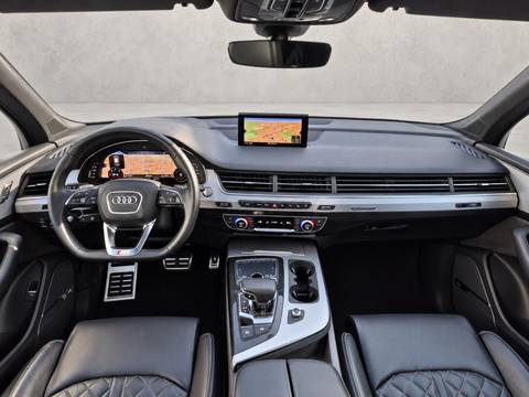 2017 Audi Q7 S line — sličica 12