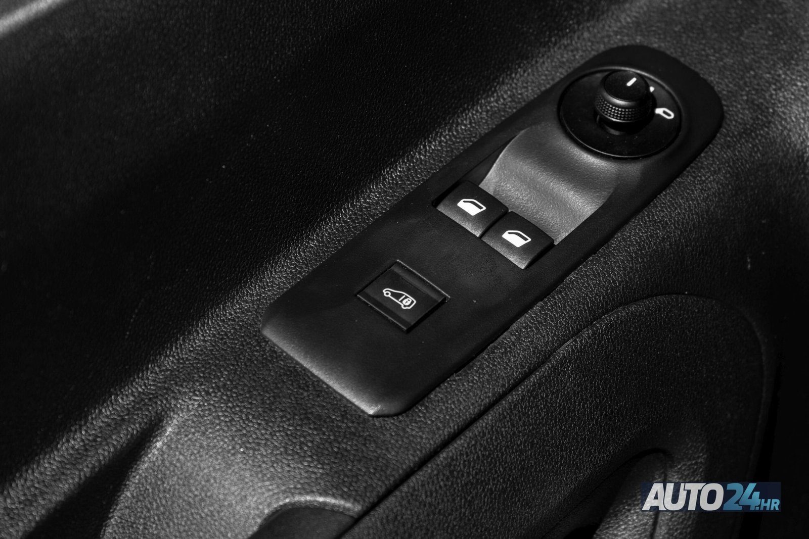 2021 Opel Combo — fotografija 15