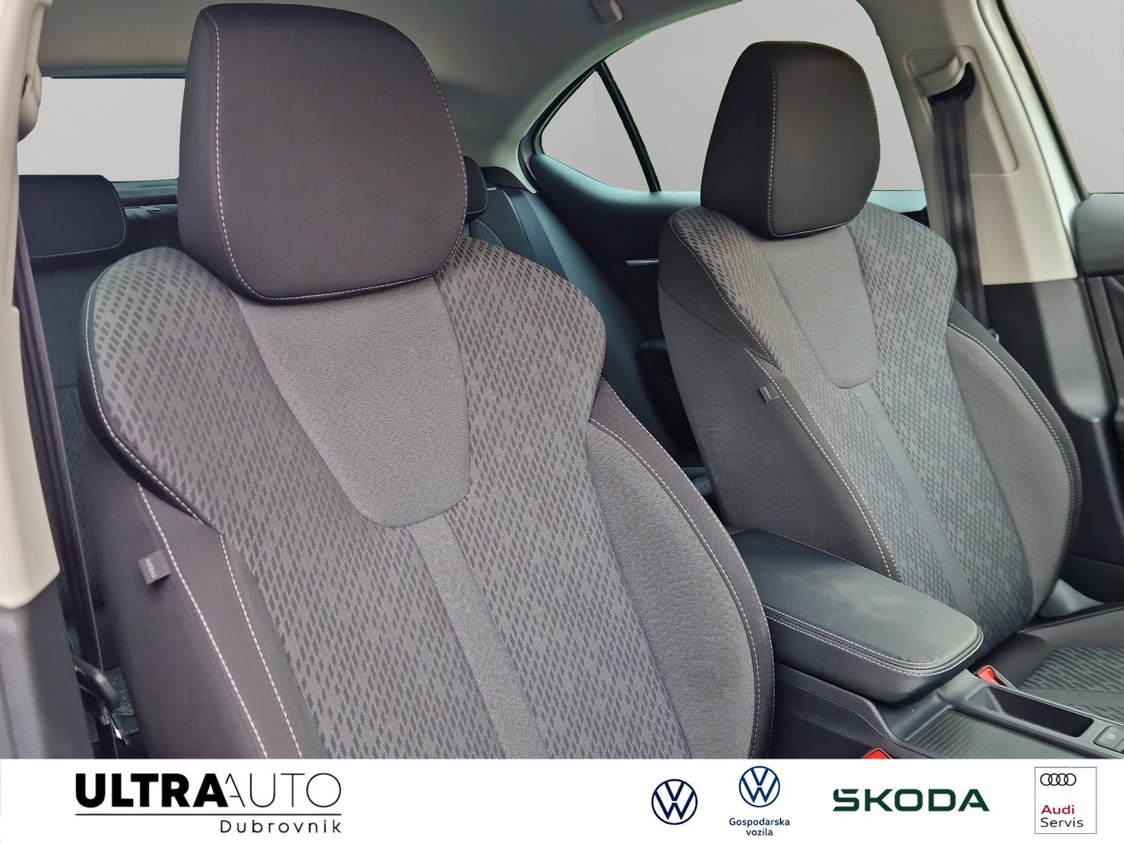 2023 Škoda Octavia — fotografija 16