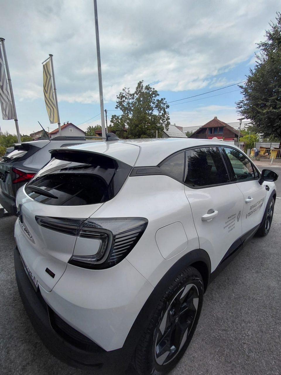 2025 Renault Captur — fotografija 3
