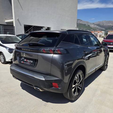 2023 Peugeot 2008 — sličica 5