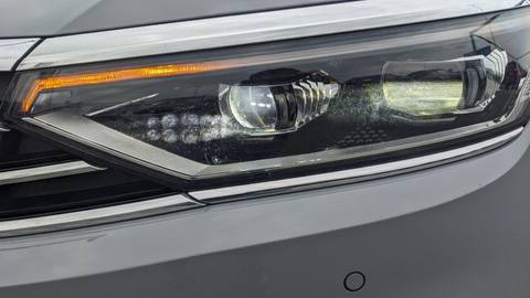 2022 Volkswagen Passat — sličica 2