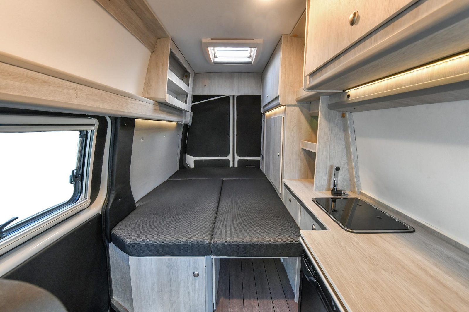 2018 Volkswagen Transporter Petrovan 53 4×4 — fotografija 9