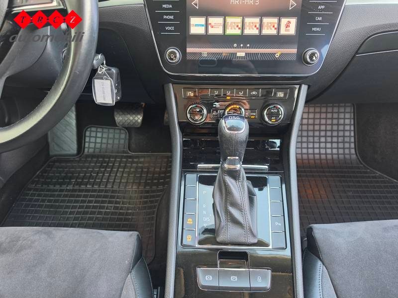 2018 Škoda Superb — fotografija 11
