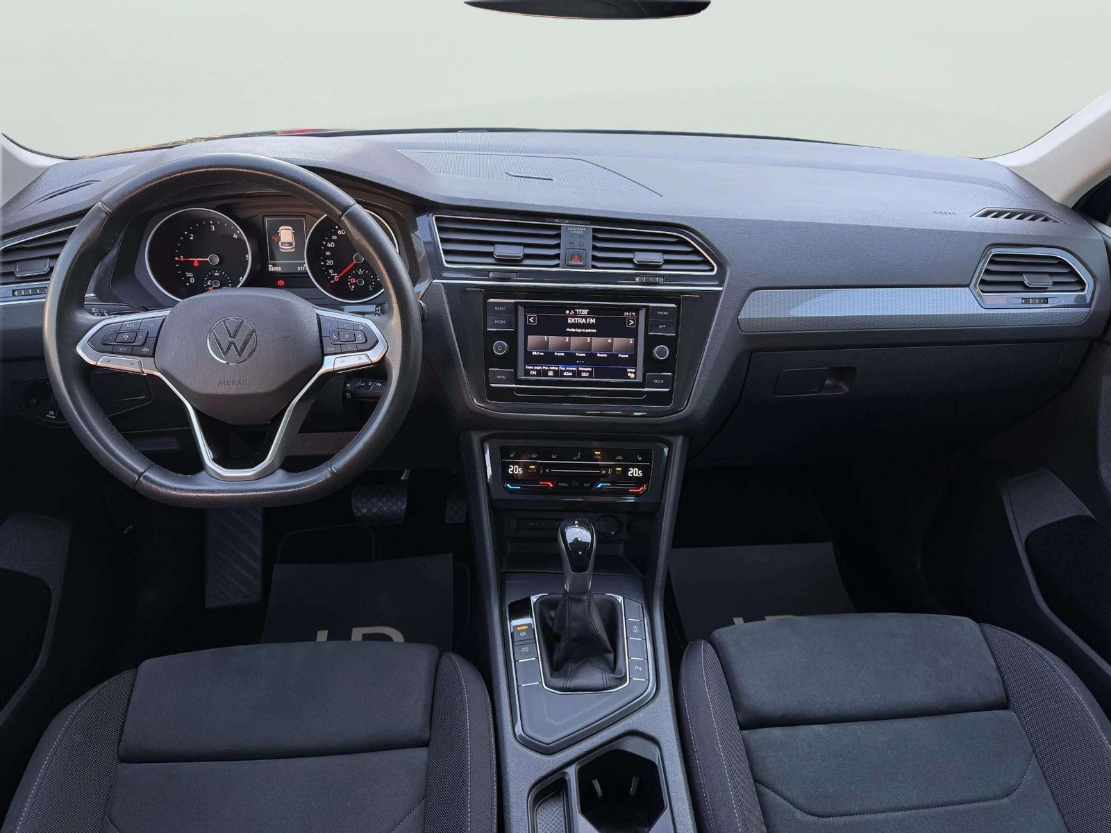 2022 Volkswagen Tiguan — fotografija 9