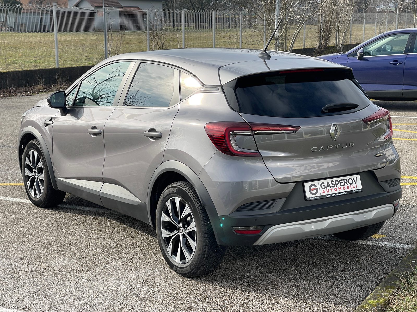 2023 Renault Captur — fotografija 8