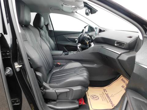 2017 Peugeot 3008 — sličica 11