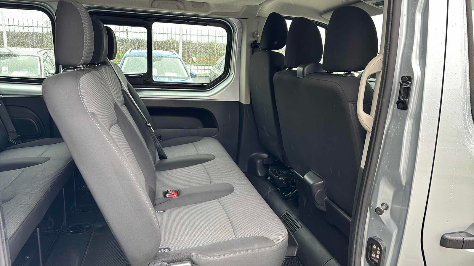 2023 Renault Trafic — fotografija 10
