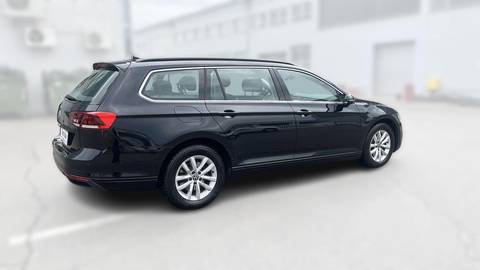 2022 Volkswagen Passat — sličica 7