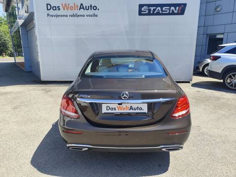 2017 Mercedes-Benz E-klasa — sličica 5