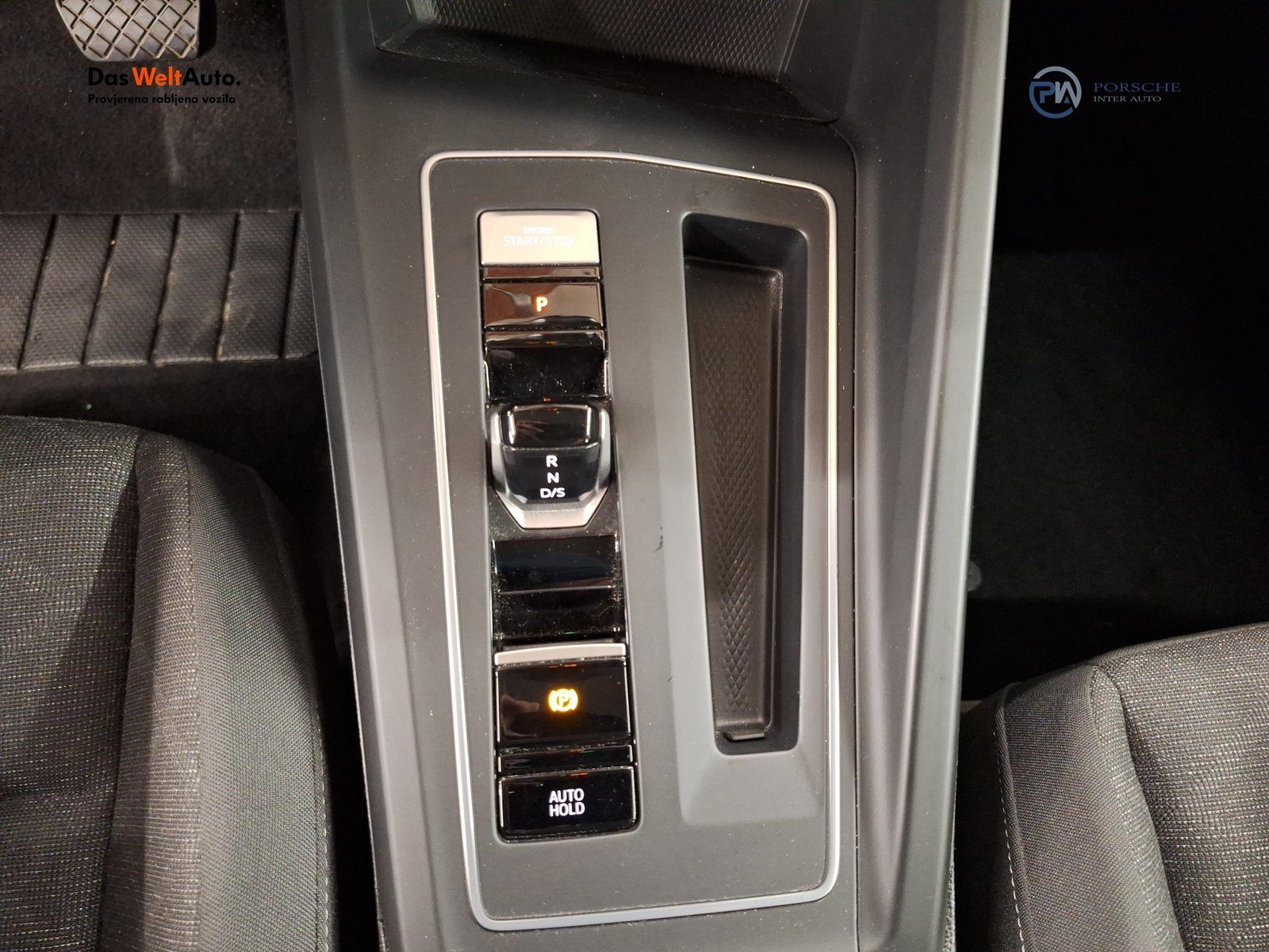 2024 Volkswagen Golf — fotografija 17