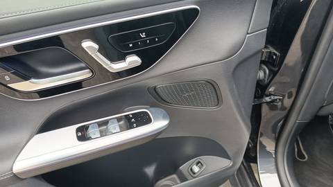 2025 Mercedes-Benz GLC — sličica 15