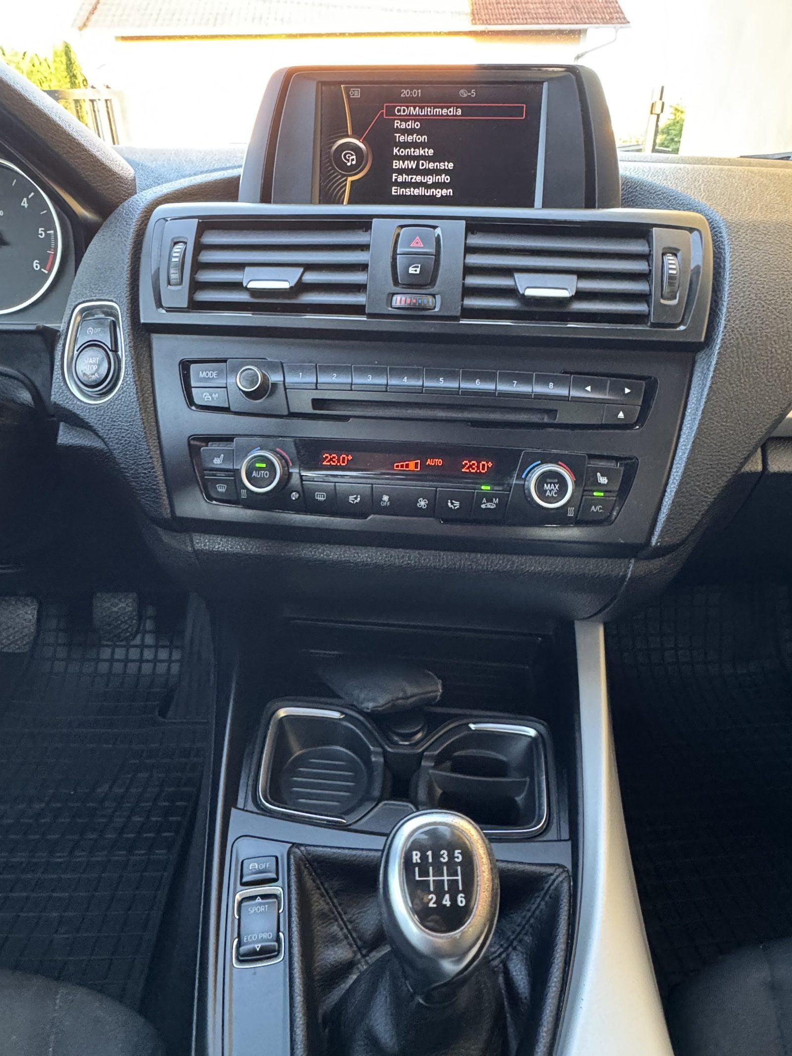 2012 BMW Serija 1 — fotografija 19