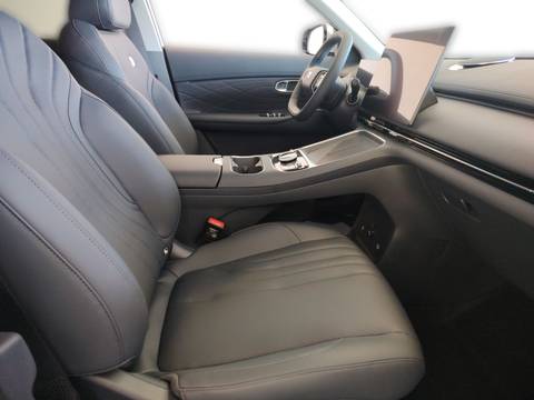 2026 Geely Starray EM-i — sličica 17