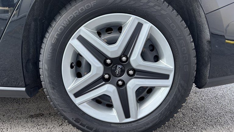 2023 Ford Focus — fotografija 19