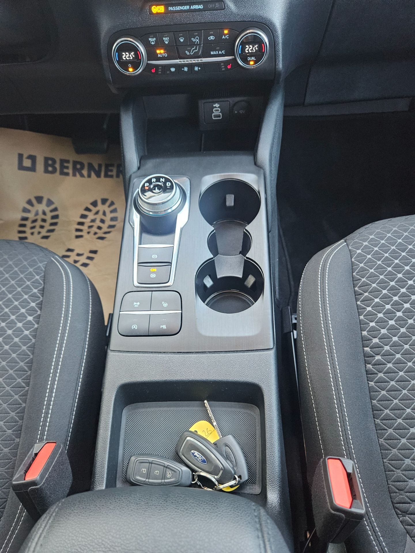 2022 Ford Kuga — fotografija 10