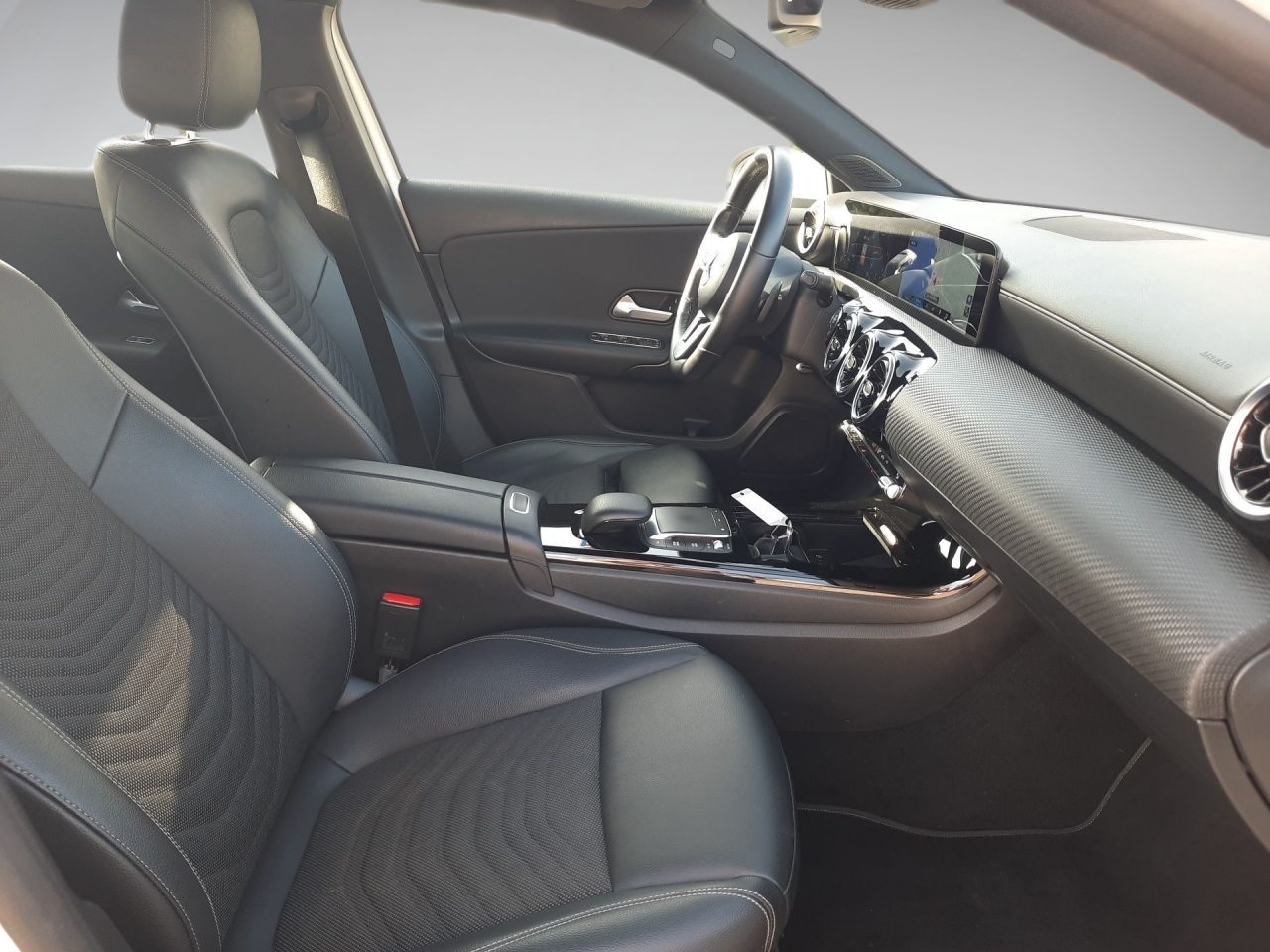 2021 Mercedes-Benz A-klasa — fotografija 22