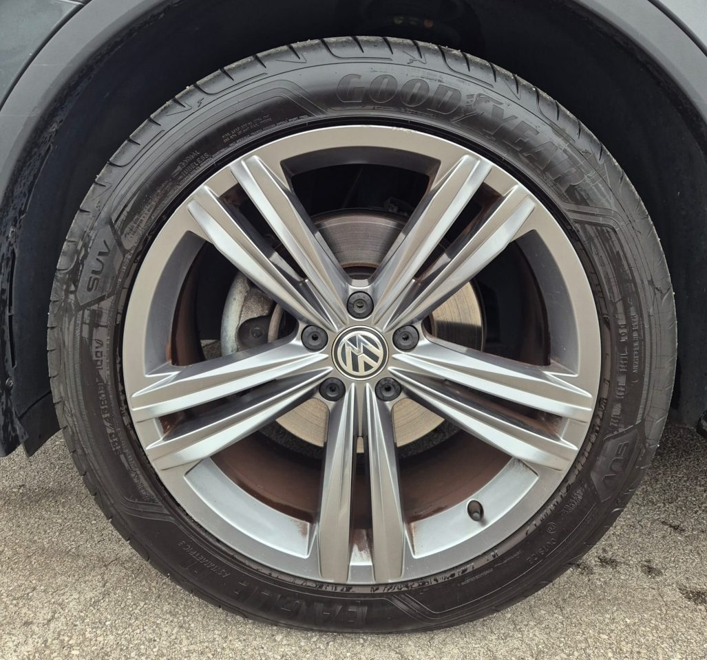 2018 Volkswagen Tiguan — fotografija 19