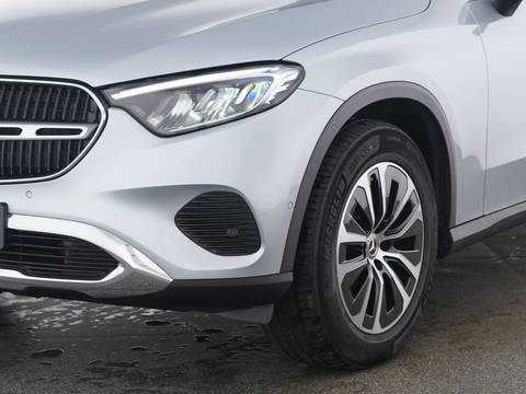 2025 Mercedes-Benz GLC — sličica 3