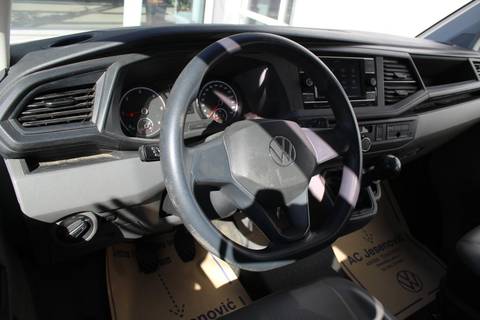 2022 Volkswagen Kombi — sličica 8