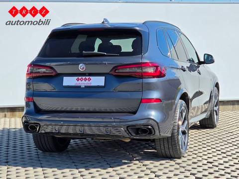 2022 BMW X5 — sličica 3