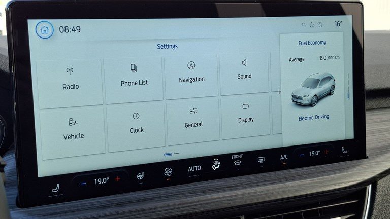 2025 Ford Kuga — fotografija 11