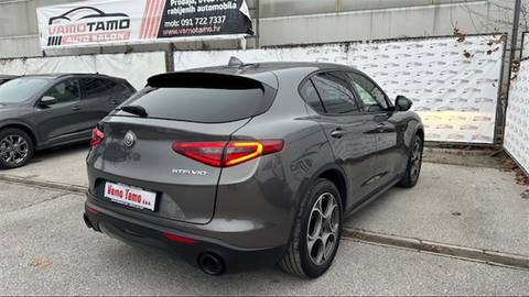 2022 Alfa Romeo Stelvio — sličica 4