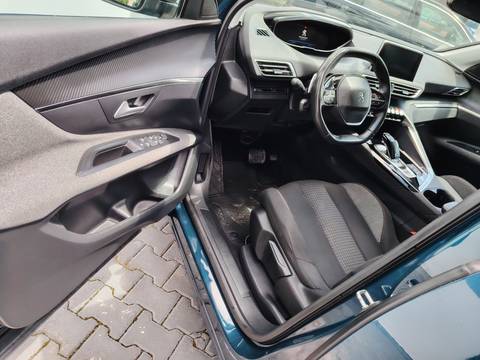 2021 Peugeot 3008 — sličica 3