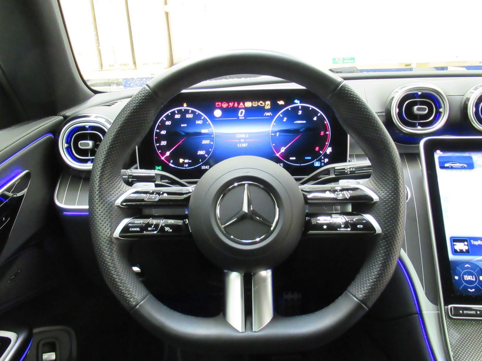 2025 Mercedes-Benz CLE AMG Line — fotografija 13