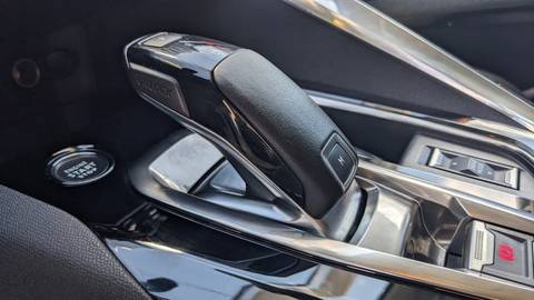 2022 Peugeot 3008 — sličica 15