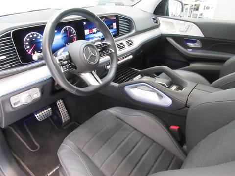 2025 Mercedes-Benz GLE — sličica 16